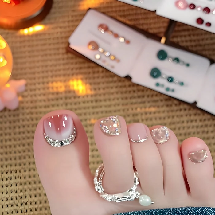 Nail chân ánh ngọc trai độc đáo