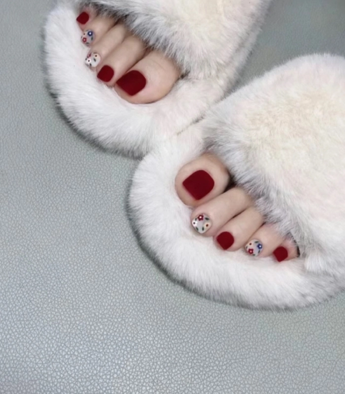 Nail chân trắng da kiểu hiện đại