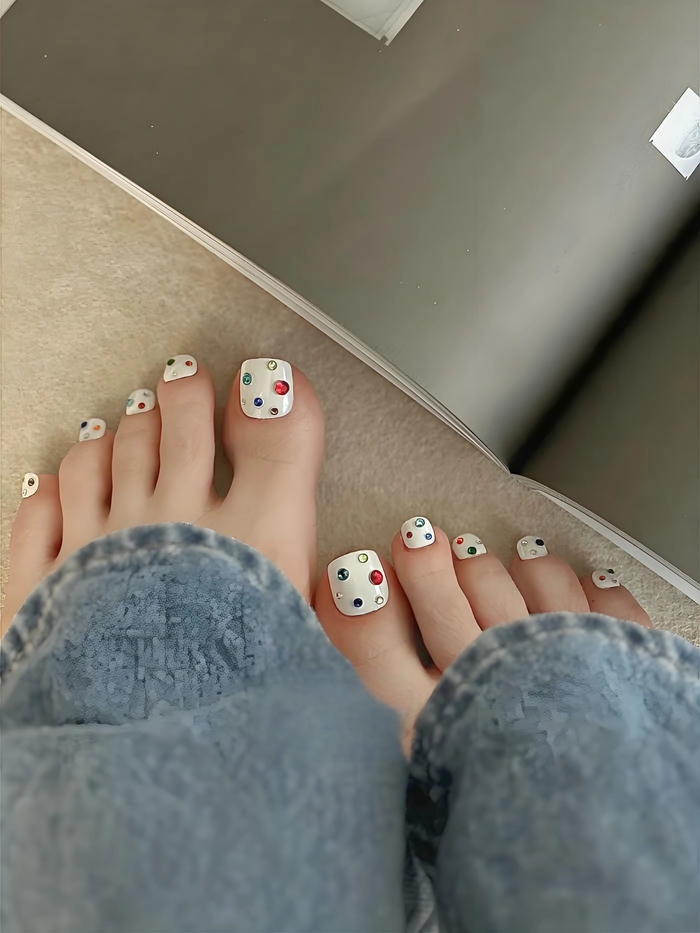 Nail chân tráng gương ngọc trai nhẹ nhàng