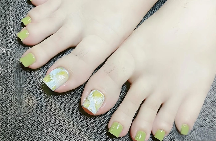 mẫu móng chân xanh bơ mát mẻ