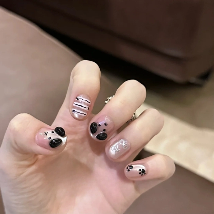 mẫu móng tay ngắn đẹp nhẹ nhàng đáng yêu
