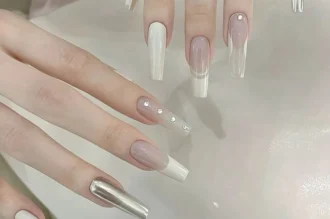 Mẫu nail đơn giản sang trọng: Nhẹ nhàng mà cuốn cực!