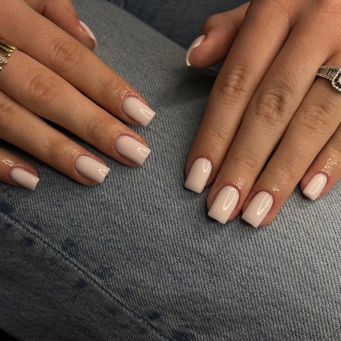 mẫu nail tay móng vuông đơn giản nhất