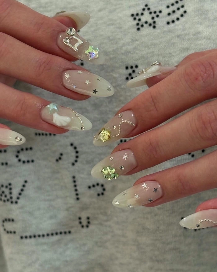 mẫu nail tay phù hợp cho mùa hè