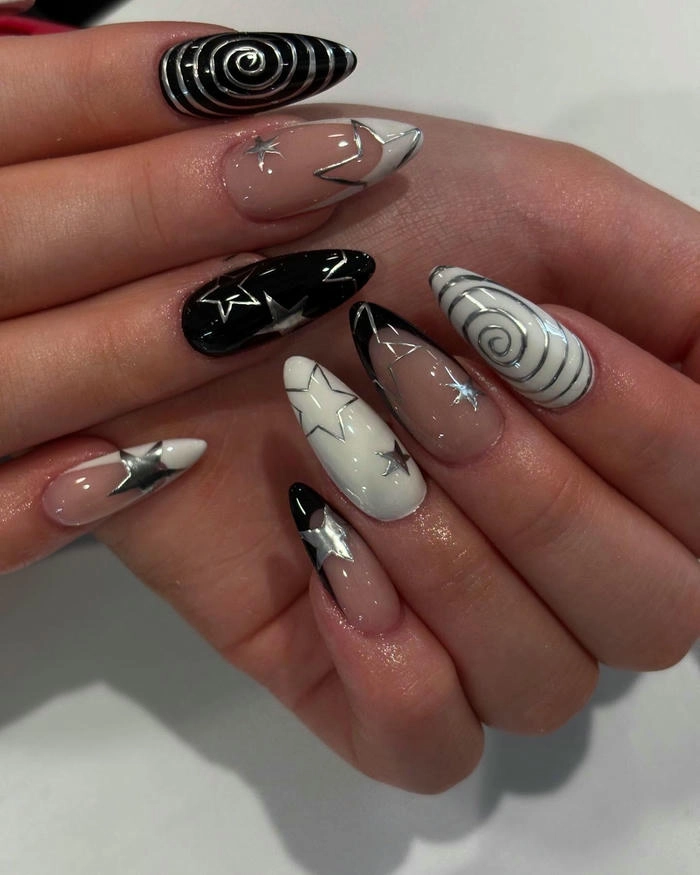mẫu nail tay phù hợp da ngăm