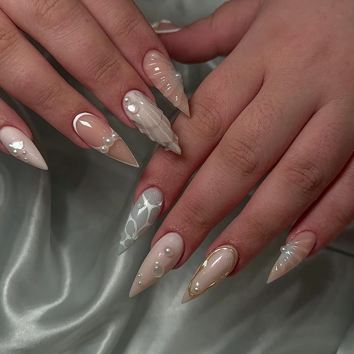mẫu nail tay phù hợp đi biển