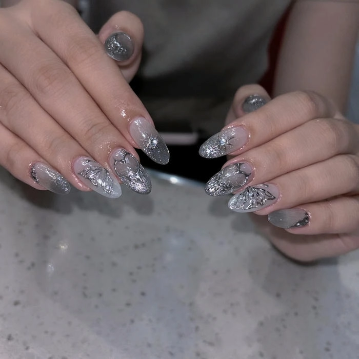 mẫu nail tay sang trọng