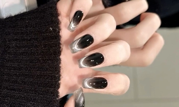 mẫu nail trơn màu đen