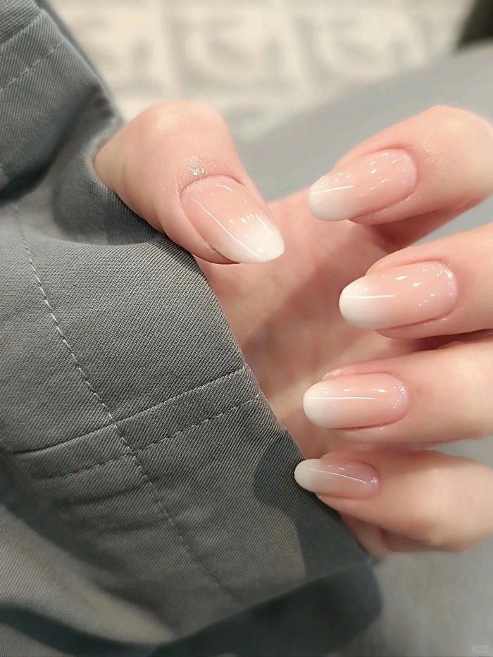 mẫu nail trơn siêu xinh