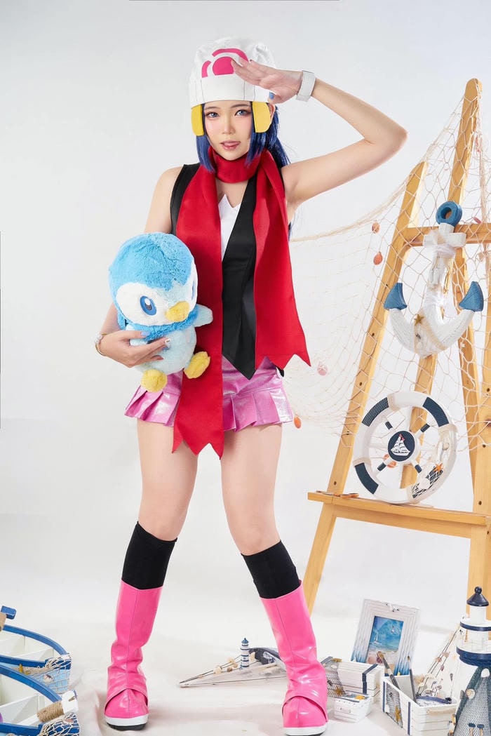 Zinie Quỳnh cosplay outfit sexy