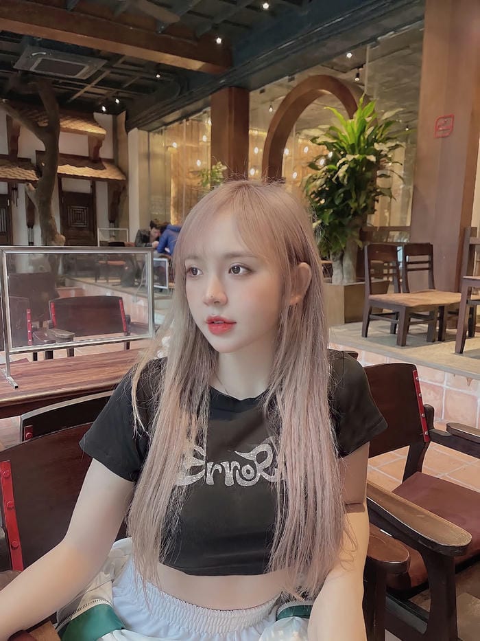 ảnh Trần Huyền Châu ánh sáng nhẹ