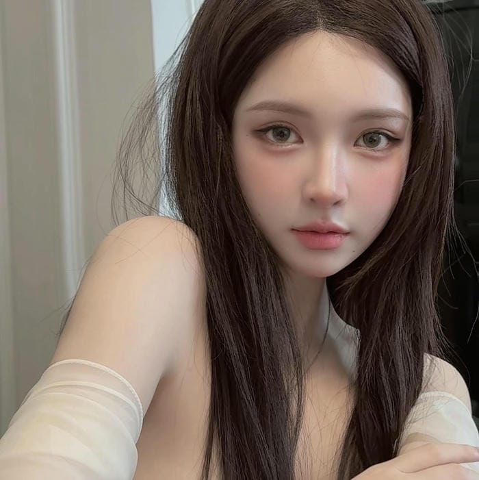 ảnh Trần Huyền Châu tone sáng