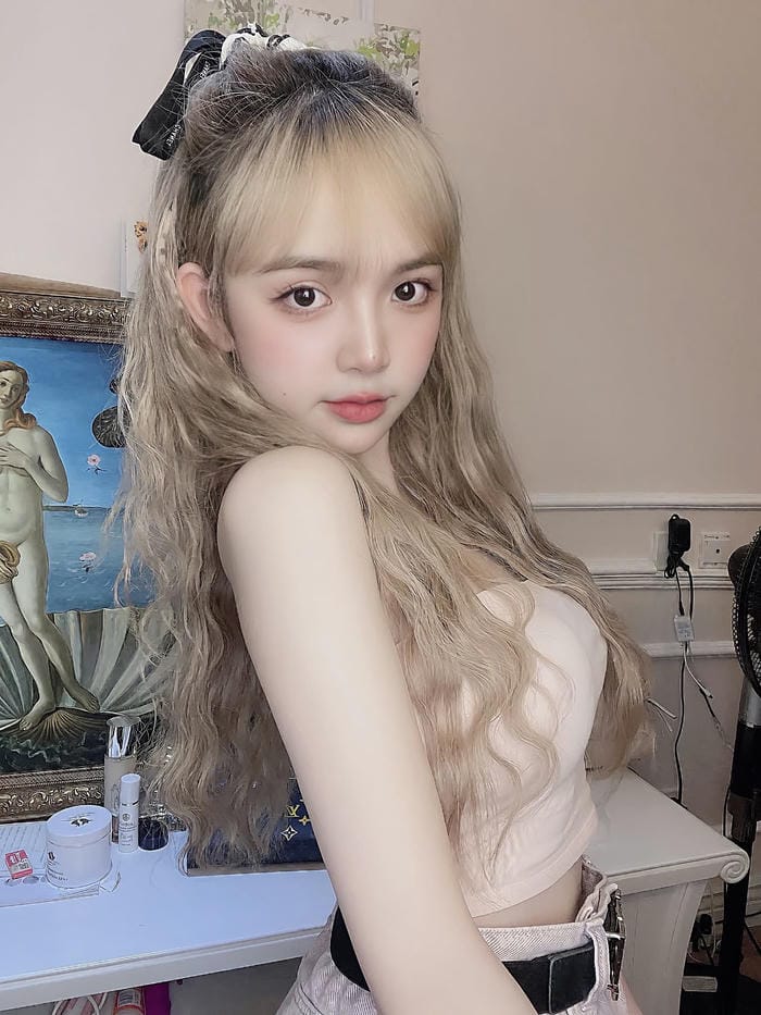 ảnh Trần Huyền Châu tự nhiên