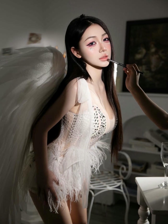 hình ảnh Trần Hà Linh