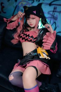 hình ảnh Zinie Quỳnh cosplay đầy nữ tính