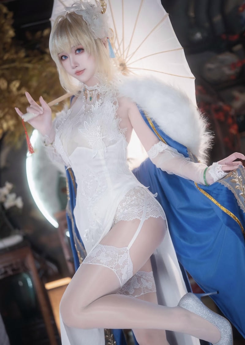 ảnh anime cosplay nữ tạo hình gợi cảm bắt mắt