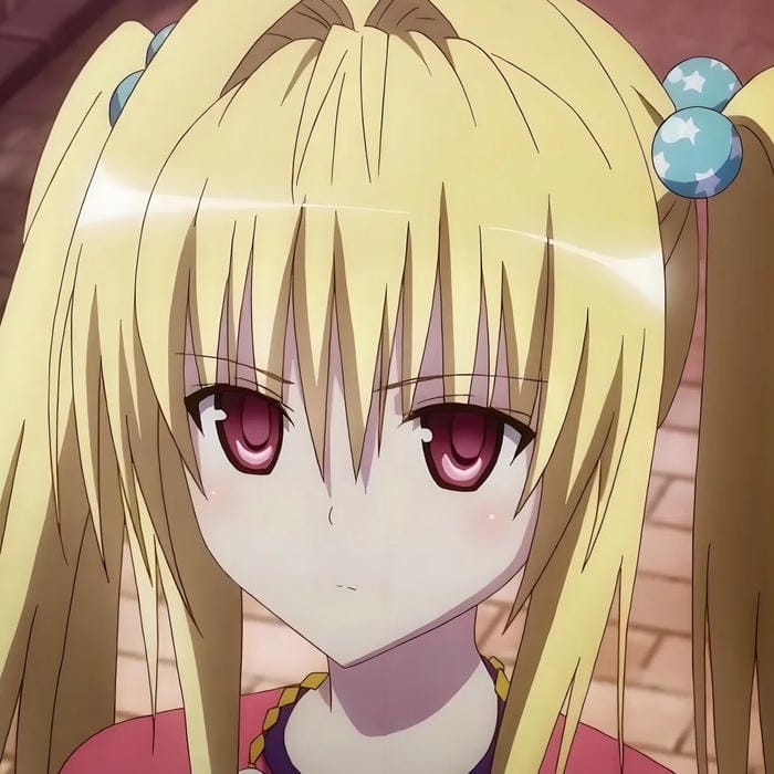 ảnh anime tóc vàng cute dịu dàng cuốn hút