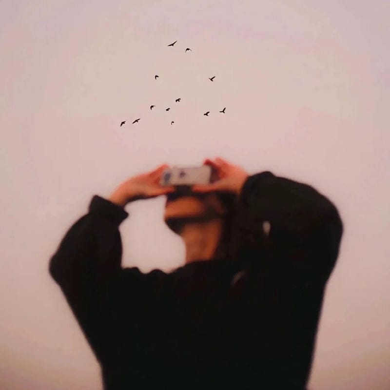 avatar cô đơn phong cách buồn đầy cảm xúc