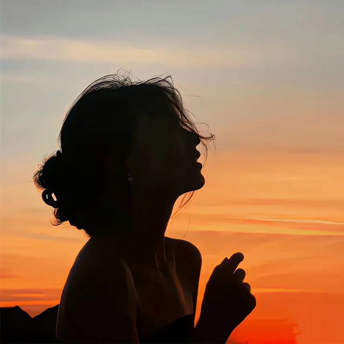 avatar nữ che mặt phù hợp ảnh đại diện