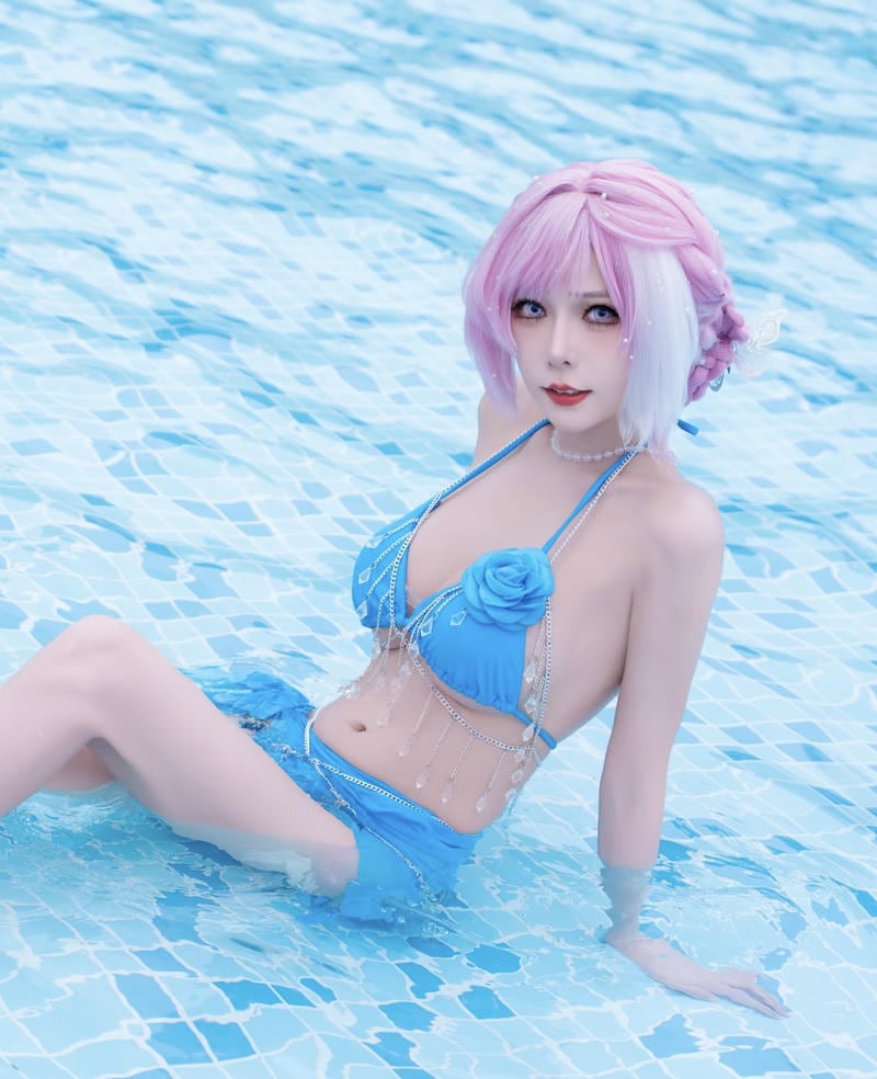 bikini anime làm nổi nét sexy nữ tính