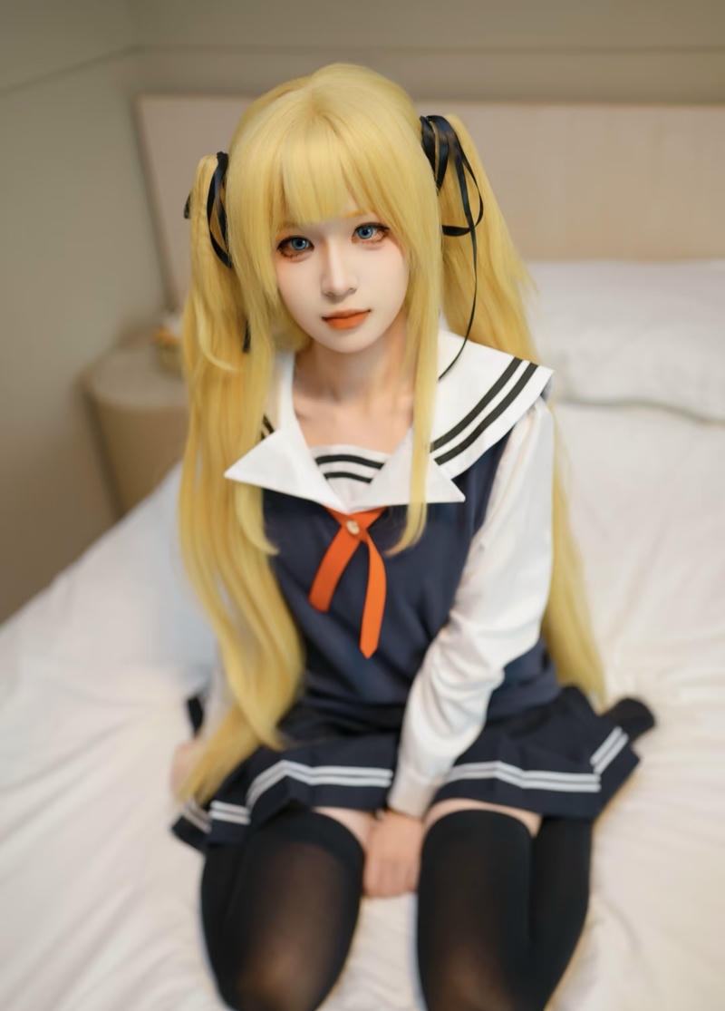 gái xinh cosplay mang nét dịu dàng