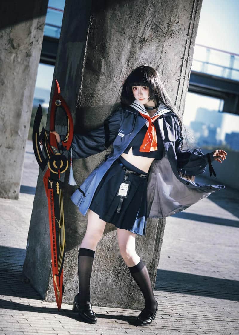 gái xinh cosplay trong trang phục nhân vật anime