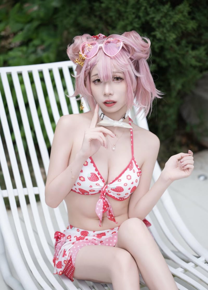hình ảnh anime bikini mang vẻ cuốn hút