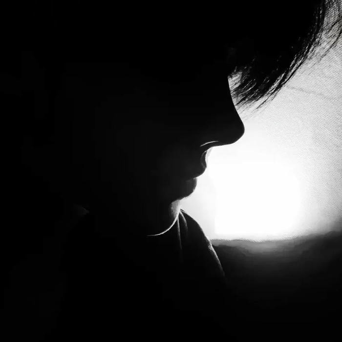 phong cách nghệ thuật của avatar đen buồn