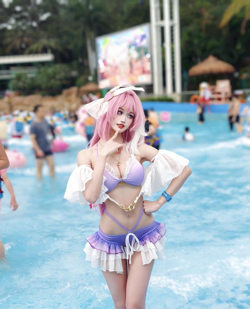 tạo hình bikini cosplay mang sắc thái quyến rũ