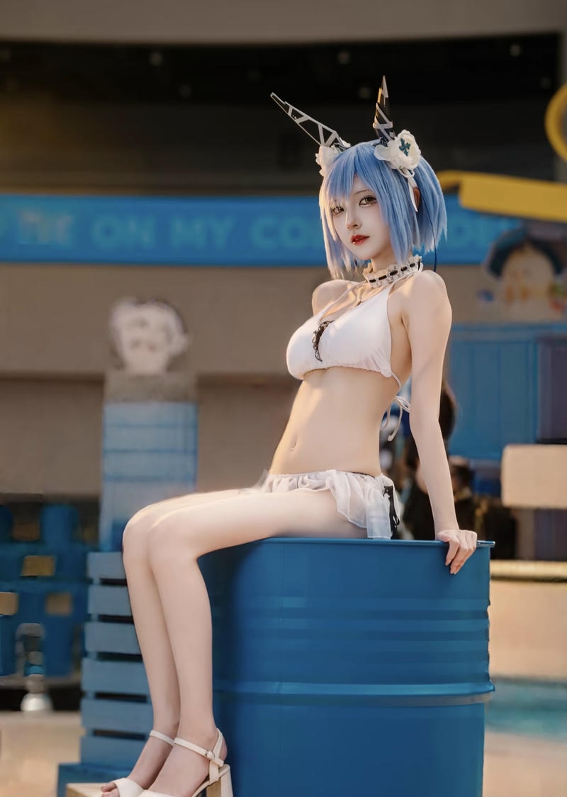 tạo hình sexy cosplay lấy cảm hứng từ anime