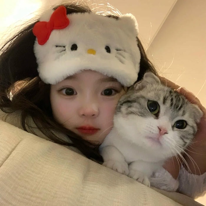 thiện cảm ban đầu từ avatar hello kitty cute