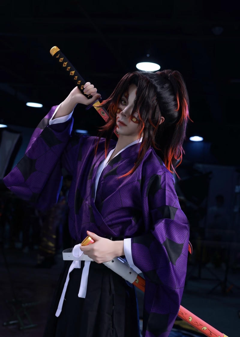 trang phục Kokushibo trong cosplay anime