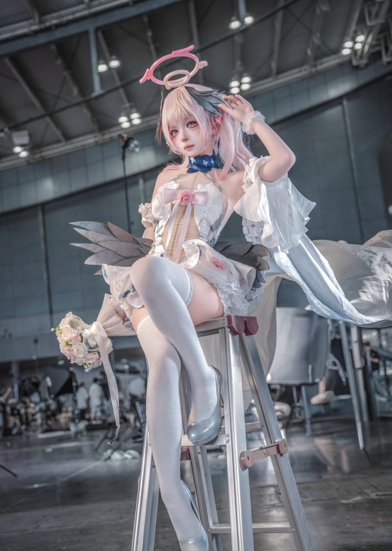 trang phục anime nữ cosplay đúng nguyên tác