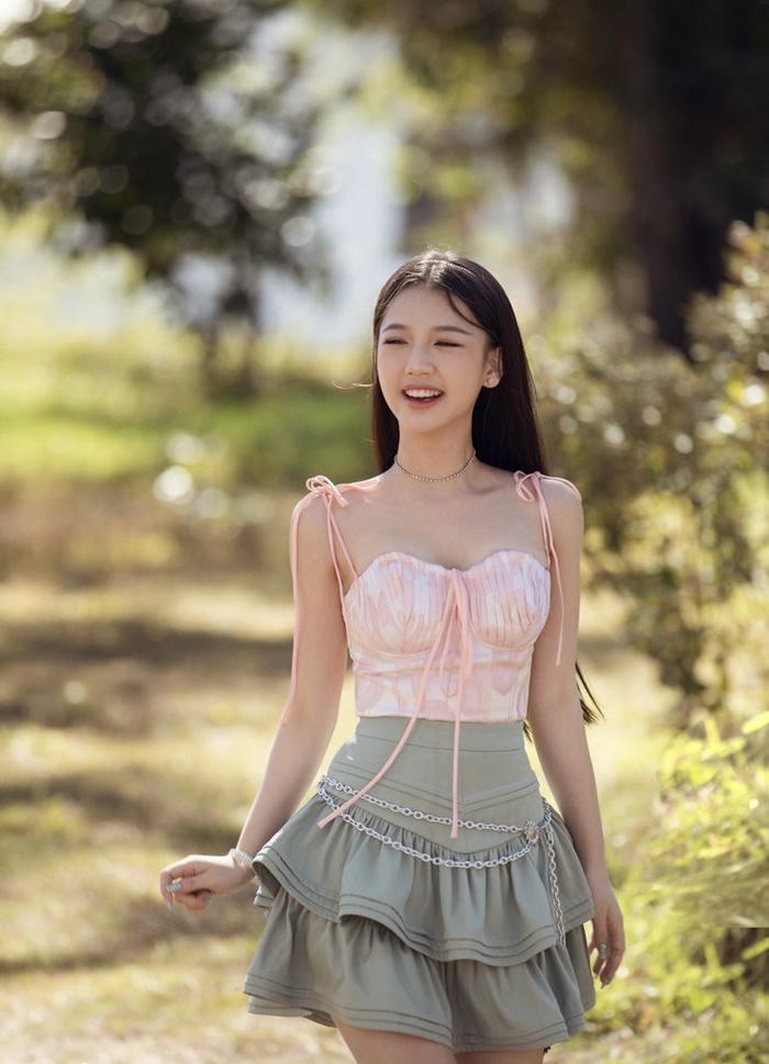 Ca sĩ amee khí chất sexy quyến rũ hiện đại