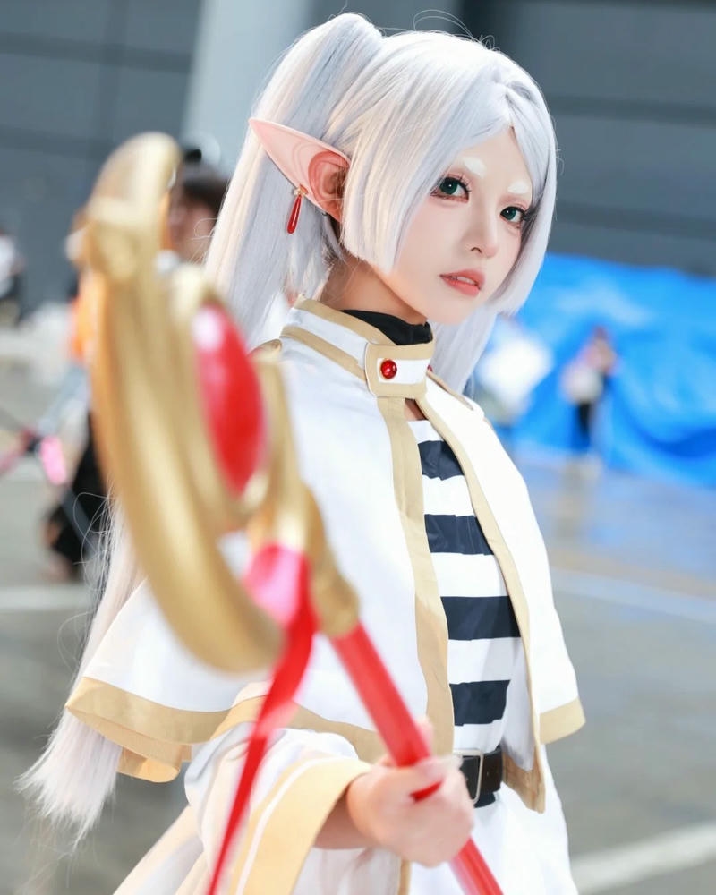 Cosplay frieren ảnh thể hiện khí chất elf