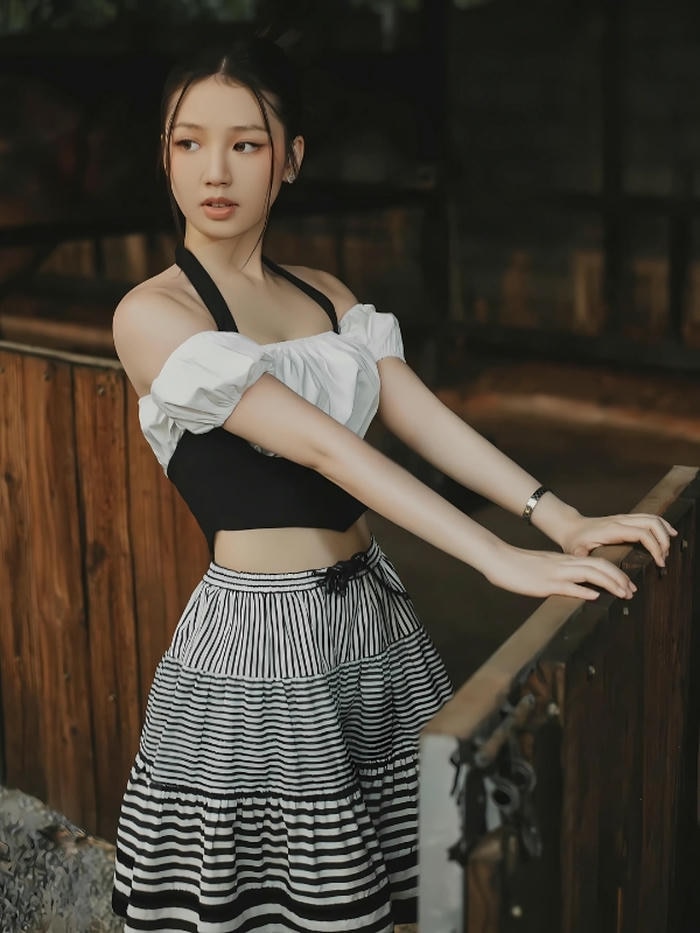 Gái xinh Amee sexy diện váy ôm dáng cuốn hút