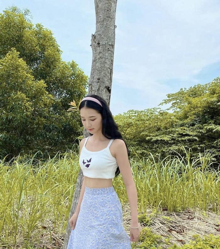 Hình Amee sexy phong cách ca sĩ trẻ Việt