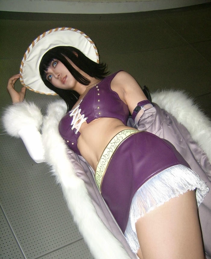 Hình ảnh cosplay robin ghi lại khoảnh khắc tự nhiên