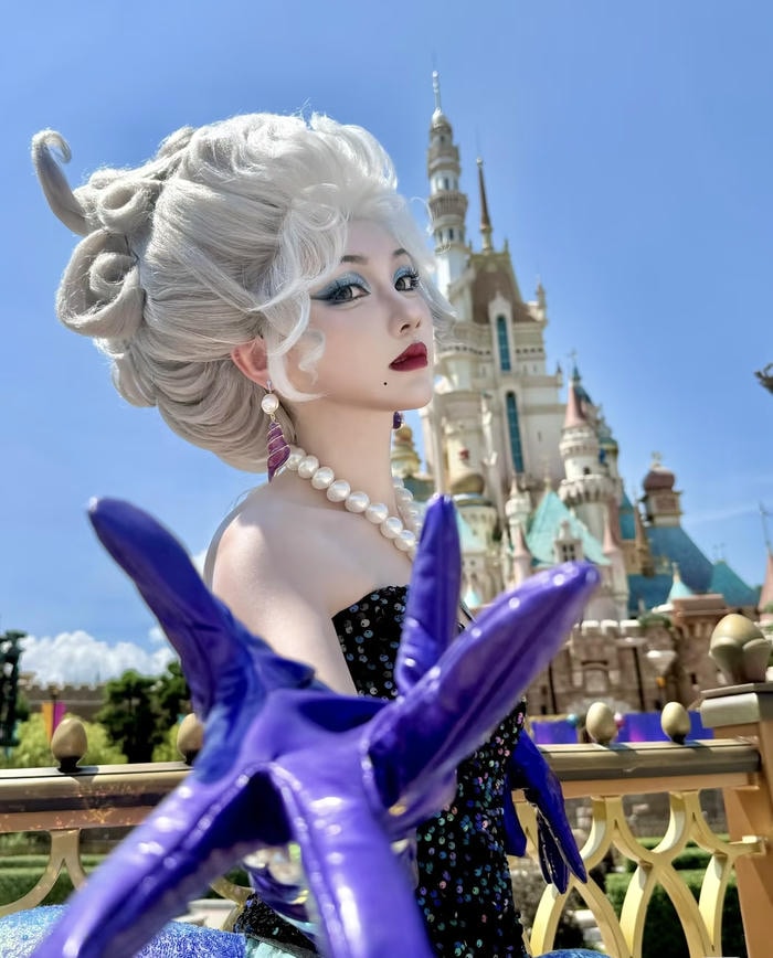 Hình cosplay halloween ghi nhận tạo hình mang màu sắc lễ hội