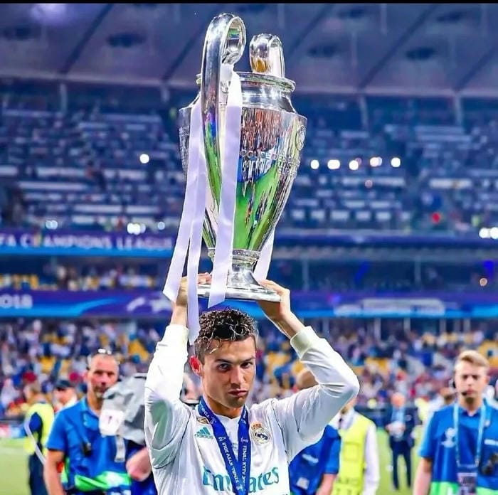 avatar ronaldo khoảnh khắc bùng nổ