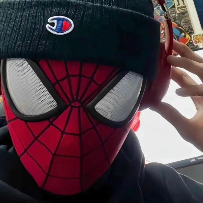 avatar siêu nhân ngầu phong trần