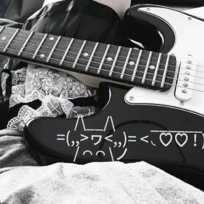 hình ảnh avatar cực nghệ thuật cùng cây đàn