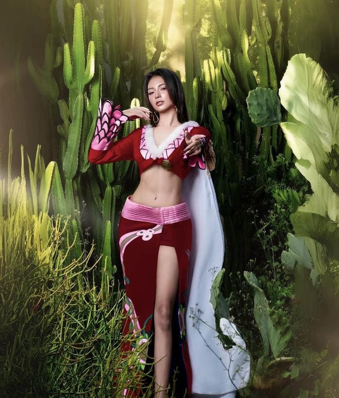 300+ Mẫu cosplay Boa Hancock đẹp và quyền lực nhất
