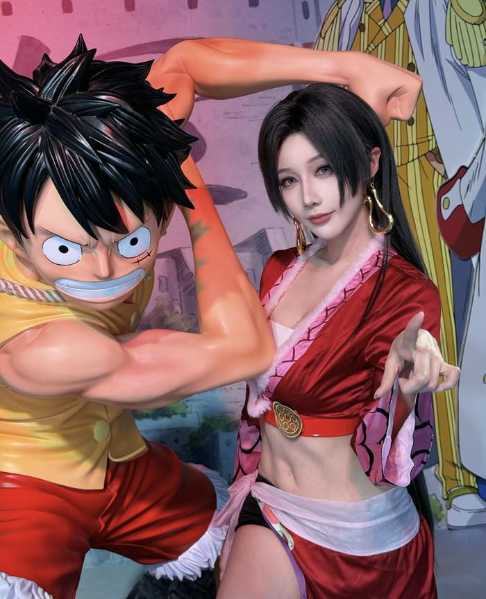Bức hình cosplay boa hancock thể hiện khí chất nhân vật