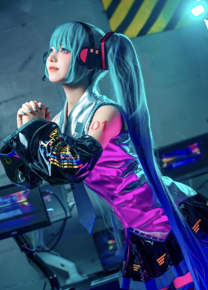 Hình ảnh cosplay miku tái hiện hình tượng âm nhạc