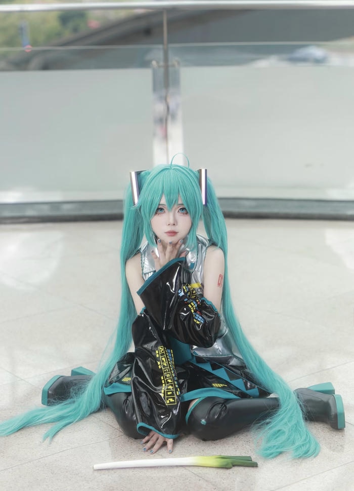 Hình cosplay miku ghi nhận sự đầu tư phụ kiện