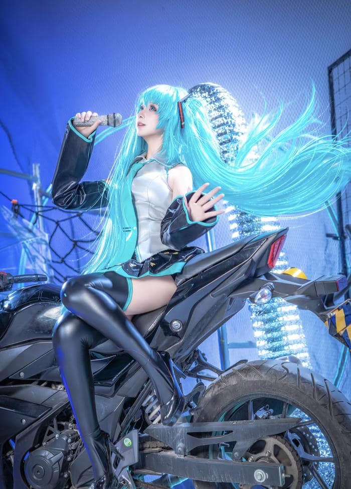 Hình cosplay miku thể hiện sự đầu tư trang phục