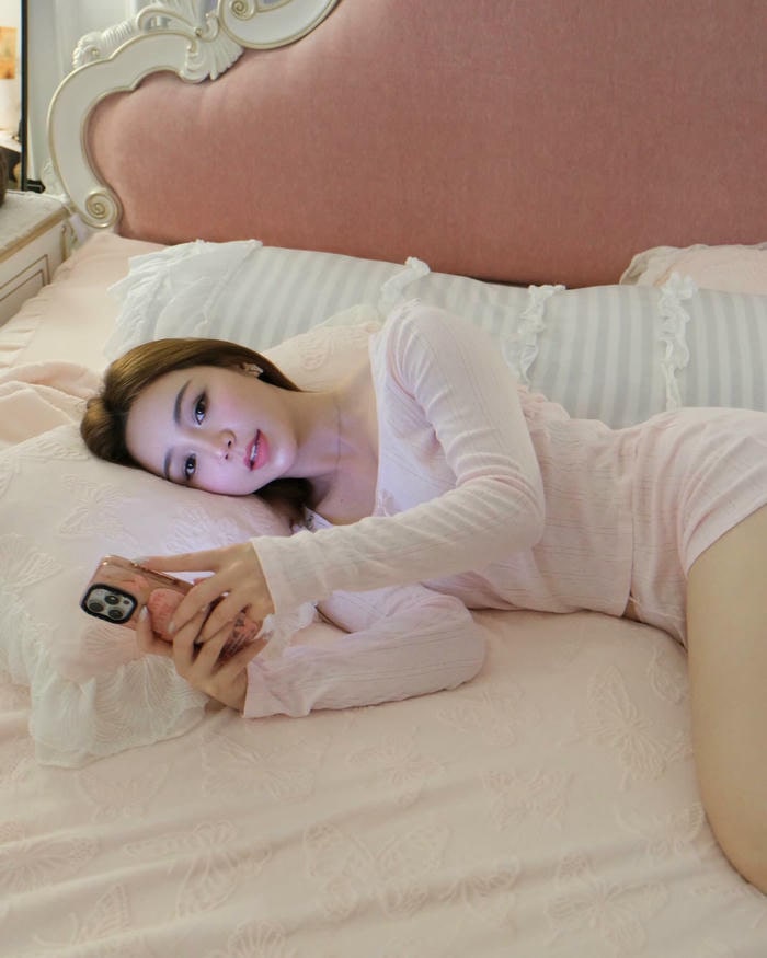 tạo dáng tinh gọn quỳnh kool sexy