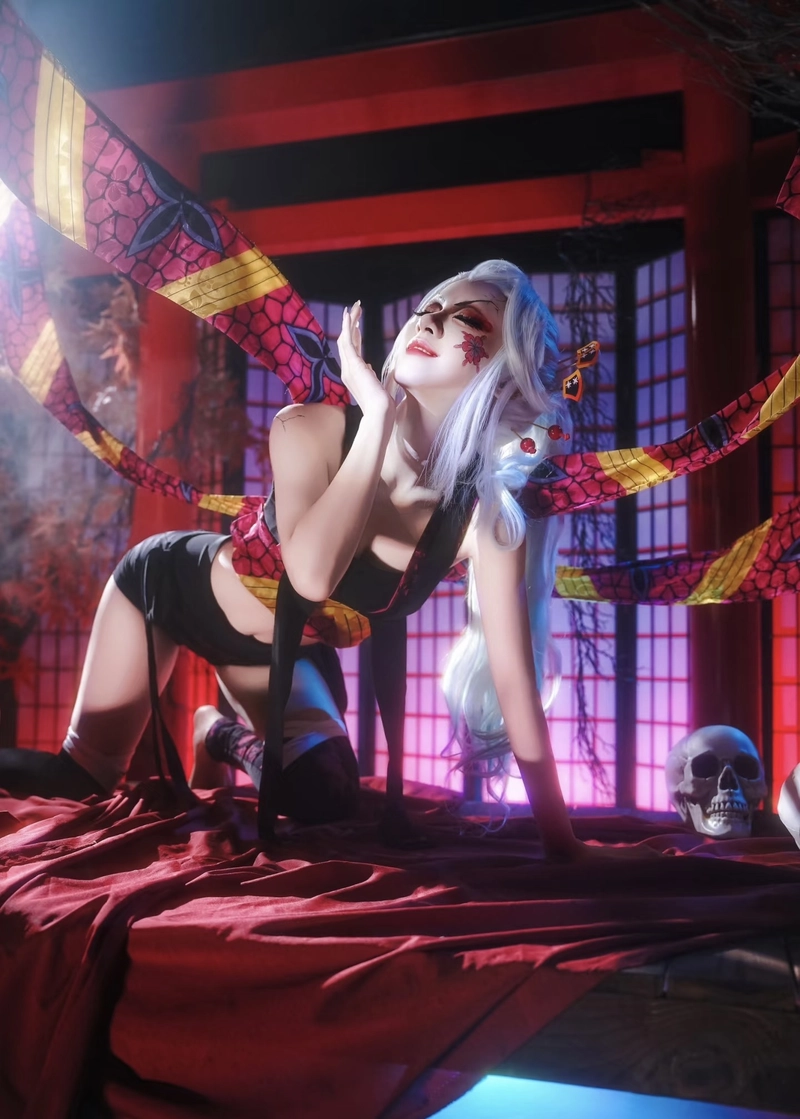 Ảnh Daki cosplay mang vẻ đẹp lạnh lùng kiểu phản diện