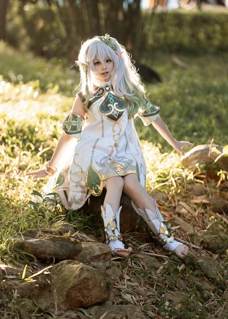 Ảnh Nahida cosplay mang nét thanh xuân rất dịu mắt